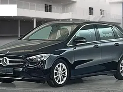 Kosmosschwarz metalliclack Gebraucht 2020 Mercedes B180 Progressive Van / Kleinbus | 24.200 € (Fairer Preis)