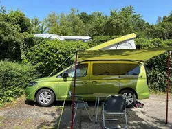 Grün Gebraucht 2022 VW Caddy Maxi California Van / Kleinbus | 39.500 € (Teuer)