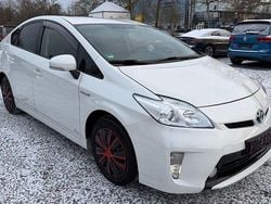 Weiß Gebraucht 2014 Toyota Prius Life Limousine | 7.950 € (Guter Preis)