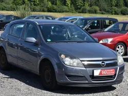 Grau Gebraucht 2006 Opel Astra Edition Limousine | 1.290 € (Superpreis)