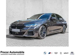 Grau Gebraucht 2022 BMW M550 Performance Limousine | 63.750 € (Teuer)