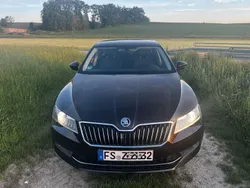 Braun Gebraucht 2017 Skoda Superb Ambition Limousine | 13.000 € (Fairer Preis)