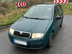 Grün Gebraucht 2005 Skoda Fabia Kombi | 1.100 € (Fairer Preis)