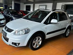 Weiß Gebraucht 2010 Suzuki SX4 Club SUV | 9.890 € (Etwas zu teuer)