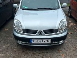 Silber Gebraucht 2006 Renault Kangoo Van / Kleinbus | 2.999 € (Fairer Preis)