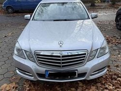 Silber Gebraucht 2011 Mercedes E350 Limousine | 7.500 € (Superpreis)