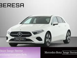 Weiß Gebraucht 2024 Mercedes A180 Progressive Limousine | 29.525 € (Fairer Preis)