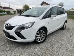 Weiß Gebraucht 2014 Opel Zafira Tourer Van / Kleinbus | 7.800 € (Superpreis)