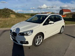Weiß Gebraucht 2015 BMW 220 Luxury Line Van / Kleinbus | 13.900 € (Guter Preis)