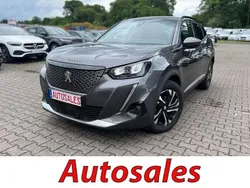 Grau Gebraucht 2021 Peugeot 2008 Allure SUV | 13.689 € (Fairer Preis)