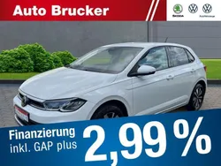 Weiss Gebraucht 2024 VW Polo Move Kleinwagen | 21.916 € (Fairer Preis)