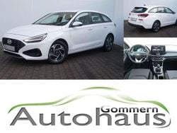 Weiß Gebraucht 2024 Hyundai i30 Trend Kombi | 18.950 € (Superpreis)