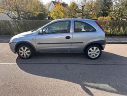 Silber Gebraucht 2003 Opel Corsa Kleinwagen | 1.300 € (Fairer Preis)