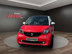 Rot Gebraucht 2017 Smart ForTwo Coupé Kleinwagen | 10.490 € (Etwas zu teuer)