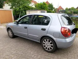 Silber Gebraucht 2004 Nissan Almera Limousine | 2.300 €