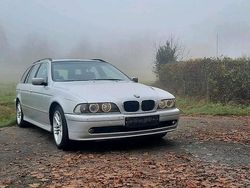Silber Gebraucht 2002 BMW 520 Kombi | 3.000 € (Fairer Preis)