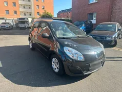 Schwarz Gebraucht 2008 Renault Twingo Kleinwagen | 2.450 €