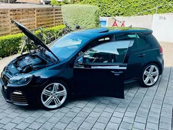 Schwarz Gebraucht 2013 VW Golf VII Limousine | 10.900 € (Fairer Preis)