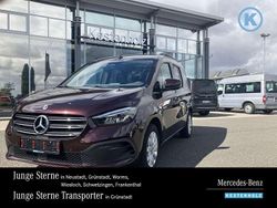 Rubellitrot Gebraucht 2024 Mercedes T180 Progressive Van / Kleinbus | 27.790 € (Fairer Preis)