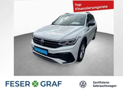 Oryxweiß perlmutteffekt Gebraucht 2024 VW Tiguan Allspace R-line SUV | 44.400 € (Fairer Preis)