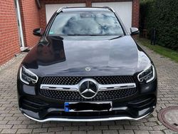 Grau Gebraucht 2019 Mercedes GLC220 SUV | 35.500 € (Etwas zu teuer)
