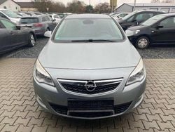 Silbersee/perl silber (m2) Gebraucht 2011 Opel Astra Design Edition Kleinwagen | 2.650 € (Fairer Preis)