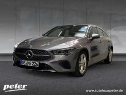Grau Gebraucht 2025 Mercedes CLA200 Shooting Brake Progressive Kombi | 38.870 € (Teuer)
