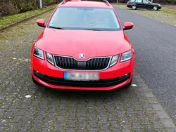 Rot Gebraucht 2017 Skoda Octavia Kombi | 10.800 € (Fairer Preis)