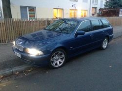 Blau metallic Gebraucht 2001 BMW 525 Kombi | 3.480 €