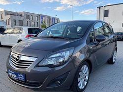 Grau Gebraucht 2012 Opel Meriva Innovation Van / Kleinbus | 6.900 € (Fairer Preis)