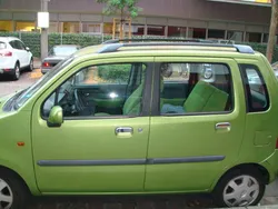 Grün Gebraucht 2002 Opel Agila Kleinwagen | 1.500 € (Fairer Preis)