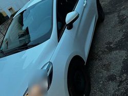 Weiß Gebraucht 2018 Ford Fiesta Kleinwagen | 3.500 € (Guter Preis)