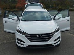 Weiß Gebraucht 2018 Hyundai Tucson Trend SUV | 15.900 € (Fairer Preis)