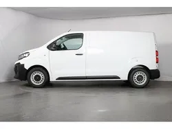 Neu 2025 Opel Vivaro Van | 29.240 € (Guter Preis)