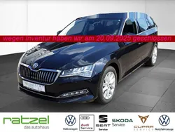 Schwarz Gebraucht 2022 Skoda Superb Style Kombi | 24.749 € (Superpreis)