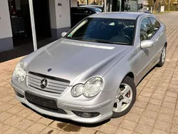Silber Gebraucht 2005 Mercedes C220 Coupé | 2.000 € (Guter Preis)
