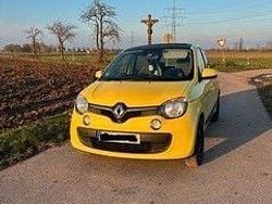 Gelb Gebraucht 2017 Renault Twingo Liberty Kleinwagen | 4.990 € (Superpreis)