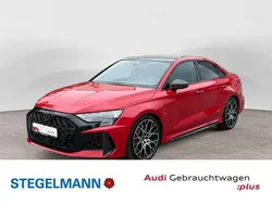 Progressivrot metallic Gebraucht 2024 Audi RS3 Ambiente Kleinwagen | 66.990 € (Etwas zu teuer)