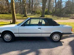 Weiß Gebraucht 1988 BMW 320 Cabriolet Basis Cabrio | 23.500 €