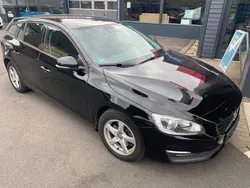 Schwarz Gebraucht 2017 Volvo V60 Kinetic Kombi | 6.000 € (Teuer)