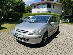 Grau Gebraucht 2004 Peugeot 307 Limousine | 1.700 € (Fairer Preis)