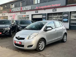 Grau Gebraucht 2012 Daihatsu Charade Kleinwagen | 4.490 €