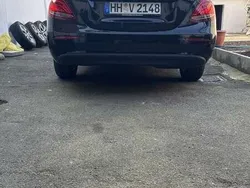 Schwarz Gebraucht 2017 Mercedes E220 Limousine | 16.500 € (Fairer Preis)