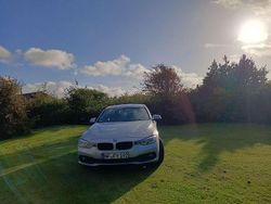 Silber Gebraucht 2015 BMW 320 Comfort Edition Kombi | 6.200 € (Fairer Preis)