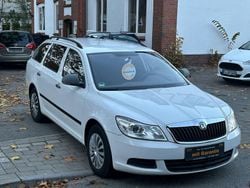 Weiß Gebraucht 2011 Skoda Octavia Classic Kombi | 4.999 € (Guter Preis)