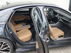 Grau Gebraucht 2024 Audi A8 Exclusive Limousine | 81.600 € (Fairer Preis)