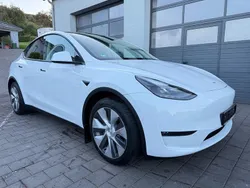 Weiß Gebraucht 2021 Tesla Model Y SUV | 26.950 € (Guter Preis)