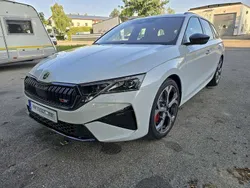 Weiß Gebraucht 2025 Skoda Octavia RS Kombi | 39.900 € (Guter Preis)