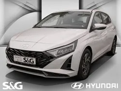 Weiß Neu 2025 Hyundai i20 Trend Limousine | 21.280 € (Fairer Preis)