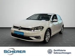 Weiß Gebraucht 2019 VW Golf VII Comfortline Limousine | 17.490 € (Superpreis)